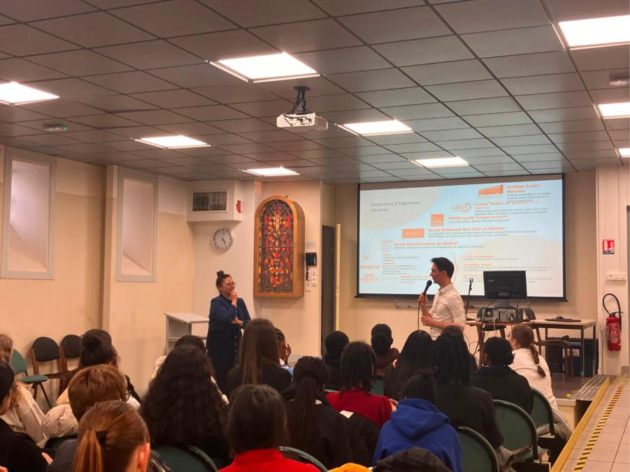 Le lycée Turgot de Limoges organise conférences et tables rondes autour des métiers techniques et scientifiques